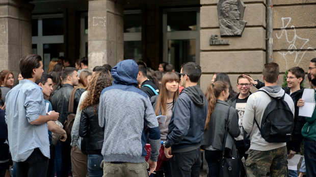 PISA: Половината български ученици не се справят с работа в екип