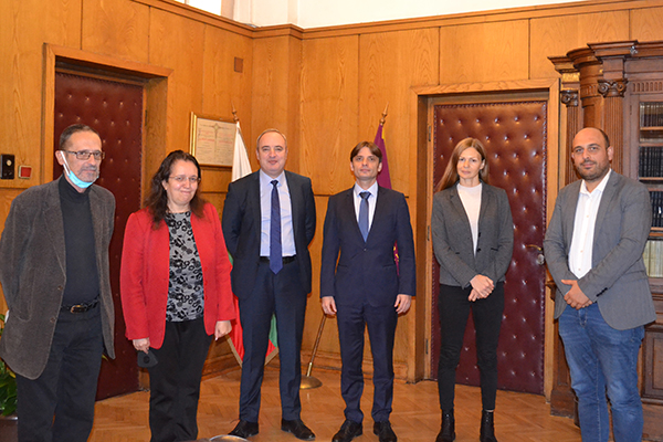 Representatives of BIA Discuss Possibilities for Establishment of New Curricula and Programs with the Rector Of SU