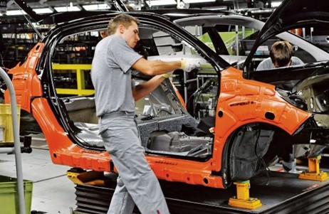 Due to the war in Ukraine automobile companies face new problems
