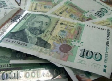 FinMin Reassures Bulgarians, Pledges New Minimum Wage Hike