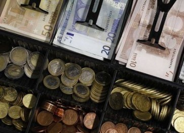 Greece's Eurobank EFG, Alpha Bank Set for 2012 Merger - Report