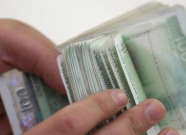 Bulgaria's Ruling Party 'Optimistic' about Minimum Salary, Pension Raise